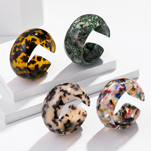 Jumbo bangle bracelet