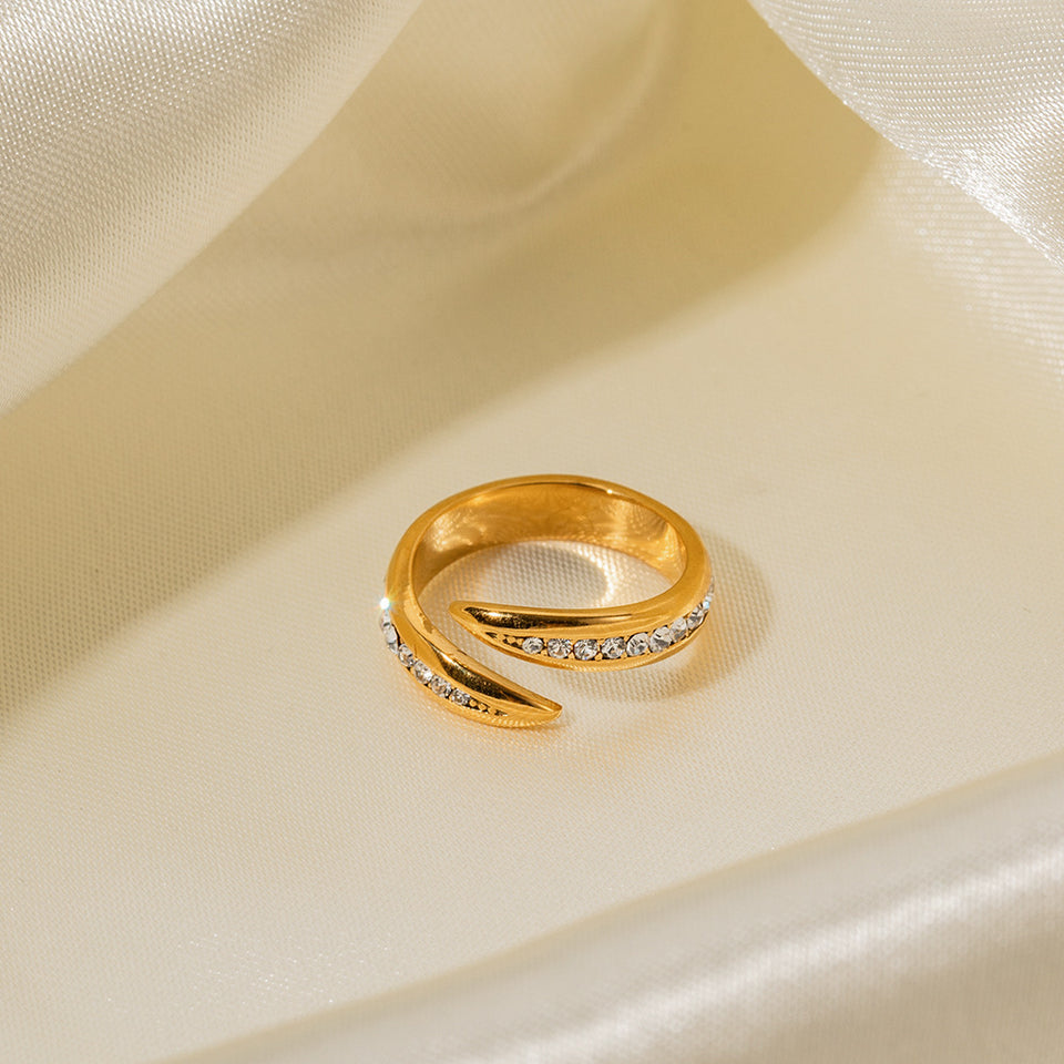 Goldie Ring