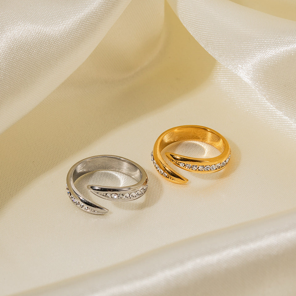 Goldie Ring