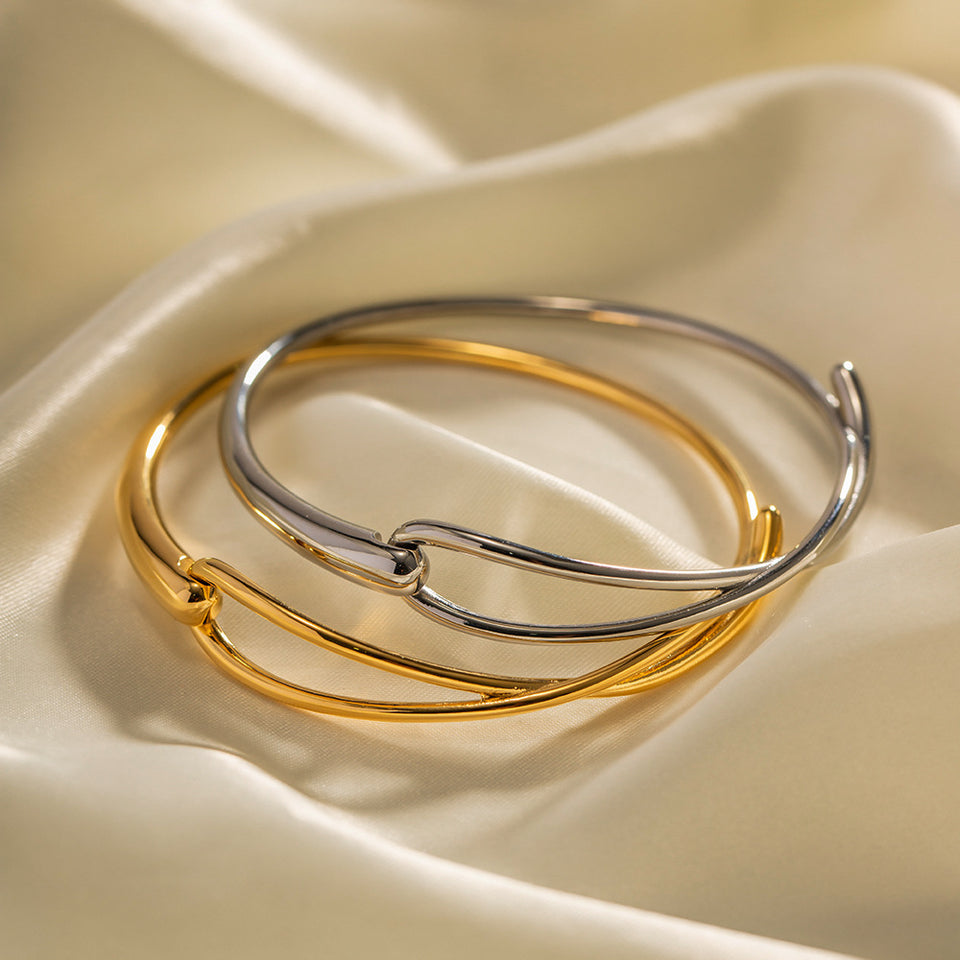 Loop Bracelet