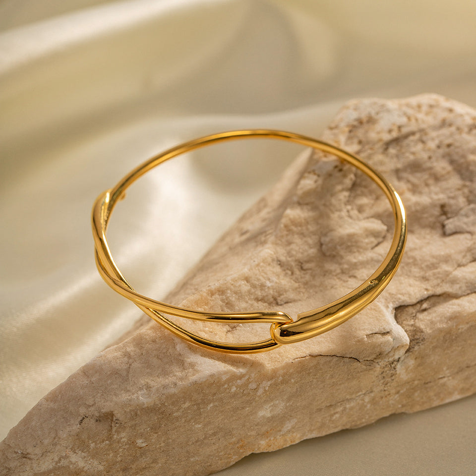 Loop Bracelet