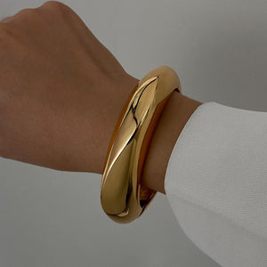 Glossy Bracelet