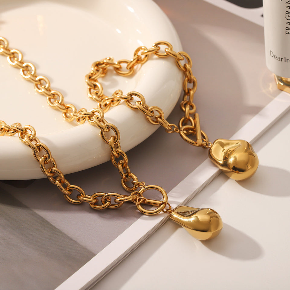 Retro Stainless Steel OT Buckle Gold-plated Necklace Women's Simple High-end Sense