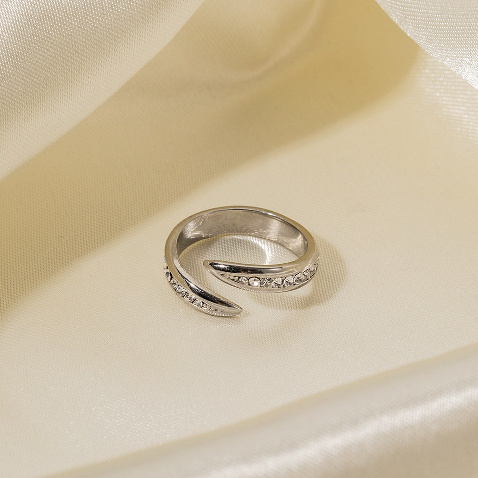 Goldie Ring