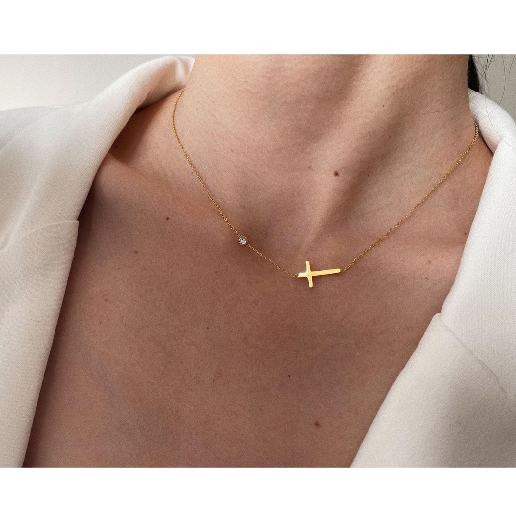 Holy Line Necklace